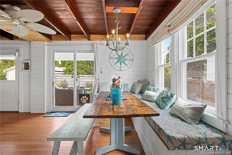 36 White Sands Beach Road Photo 9