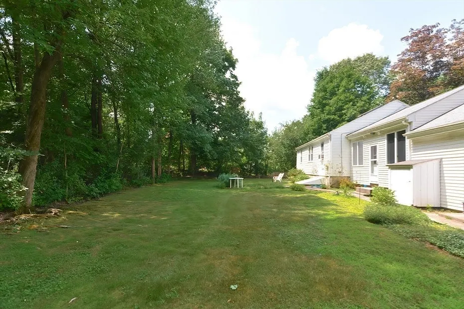142 Bacon Street Photo 30