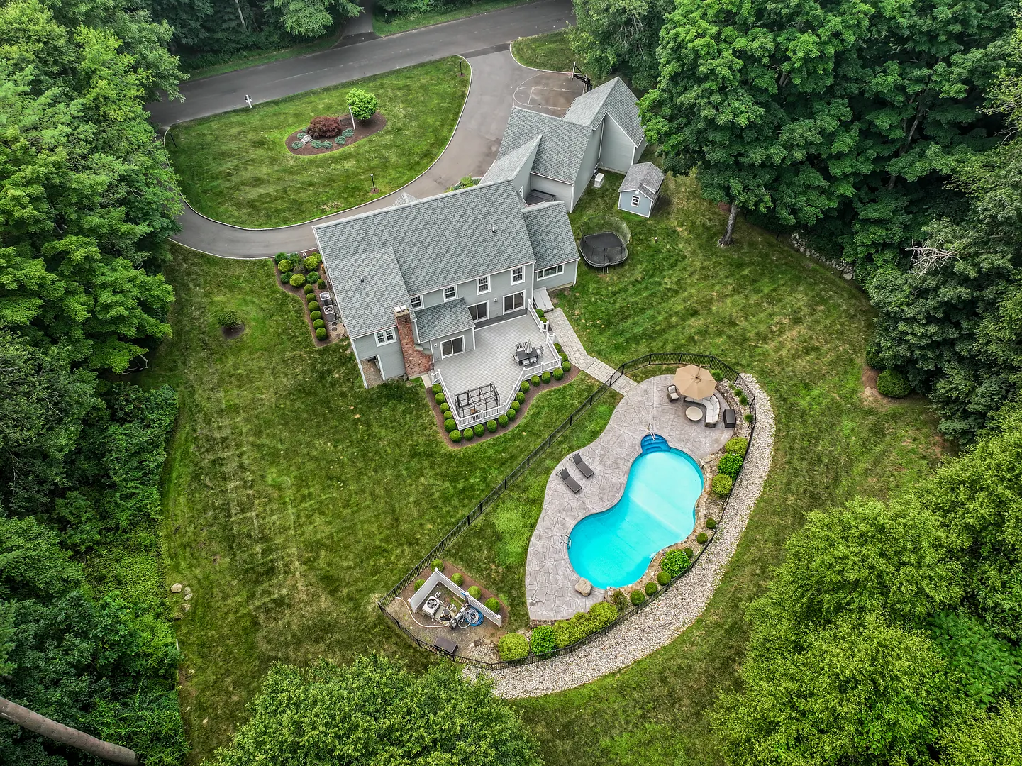 9 Hidden Brook Drive Photo 1