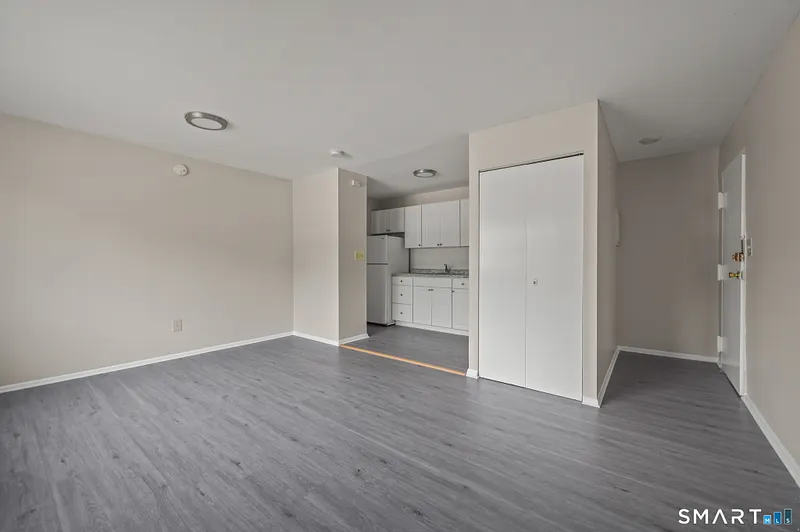 1795 North Avenue Photo 21