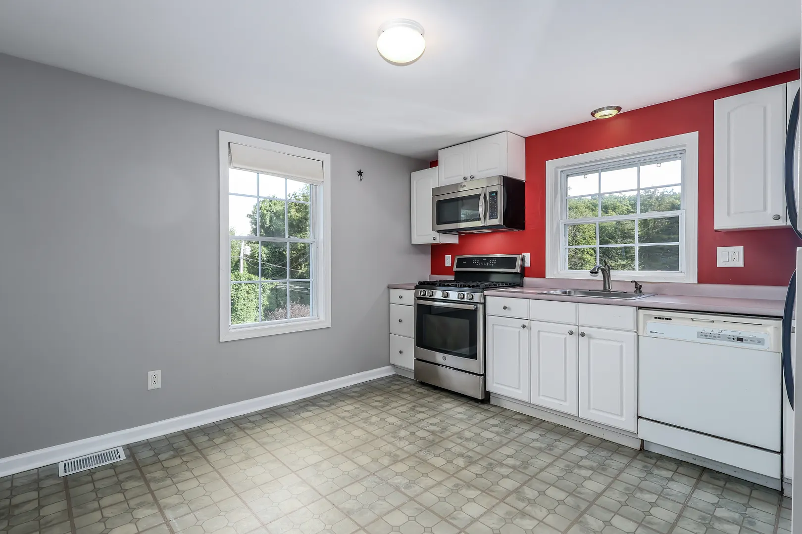 7 Parmalee Park Place Photo 5