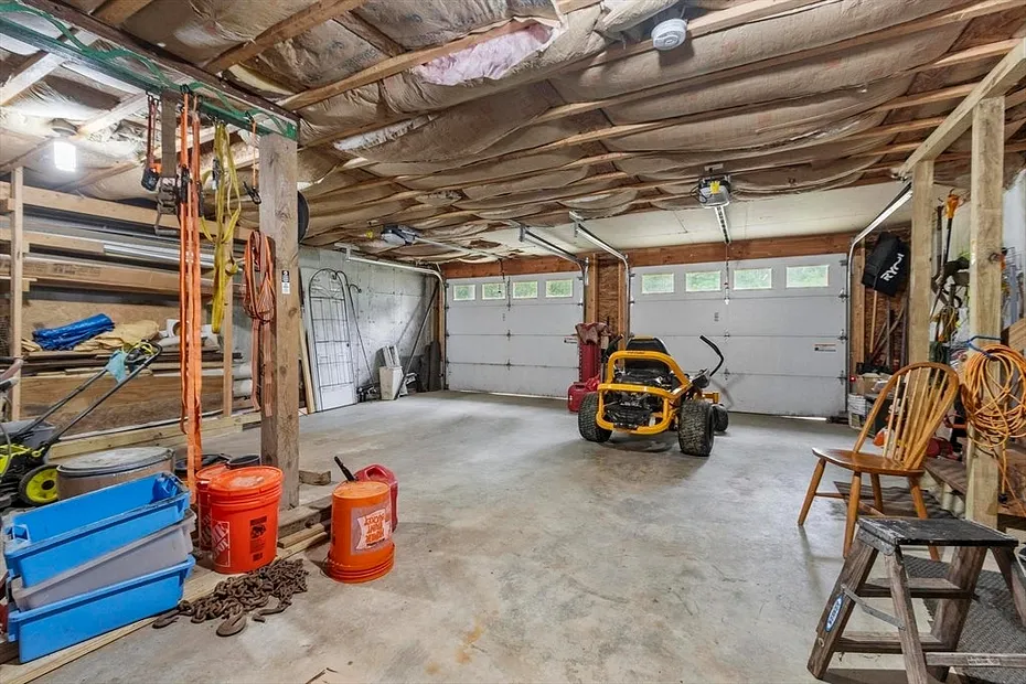 240 Farley Rd Photo 30