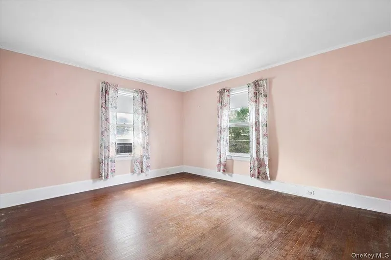 63 Prospect Street Photo 23