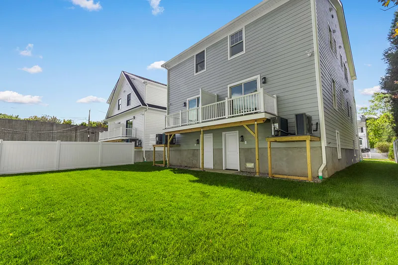 161 Ellsworth Avenue #161 Photo 22