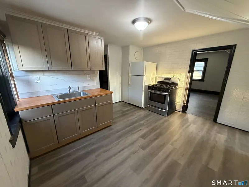 39 Houston Street #3 Photo 4