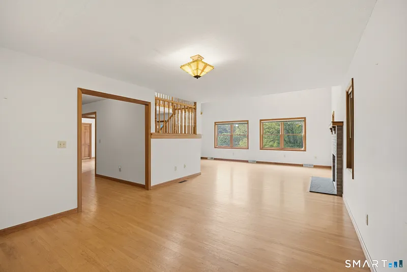 8 Margaret Terrace Photo 9
