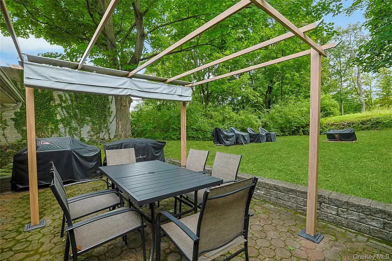 177 Lindsey Avenue Photo 21
