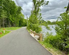 Lake Mansfield Rd