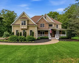 8 Lindera Lane