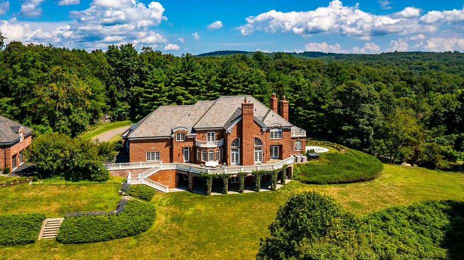 778 Sleepy Hollow Road Photo 4