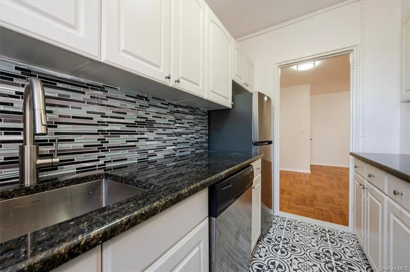 3850 Hudson Manor Terrace  #3AW Photo 10