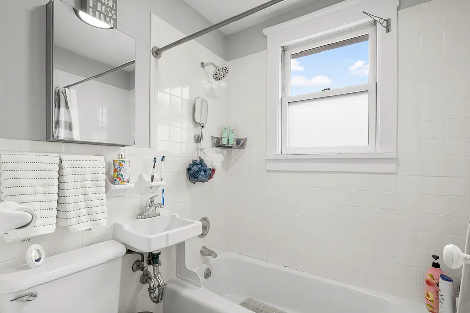 124 Pelham Street Photo 11