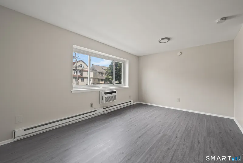 1795 North Avenue Photo 20