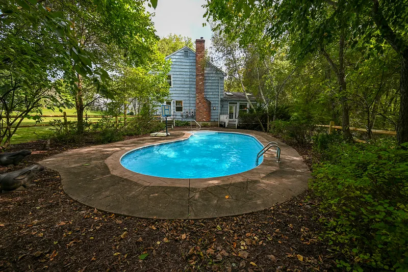 27 Danvers Road Photo 37