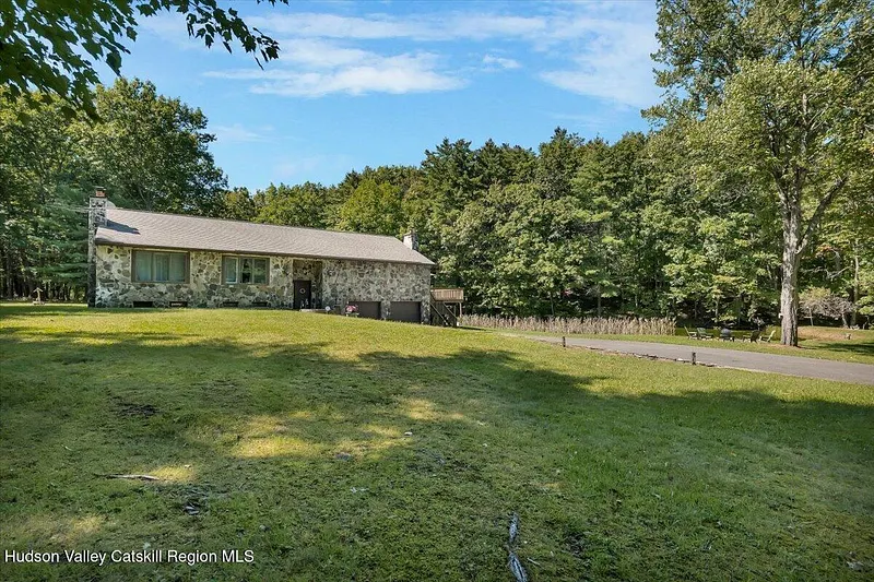 6196 New York 81 Photo 8
