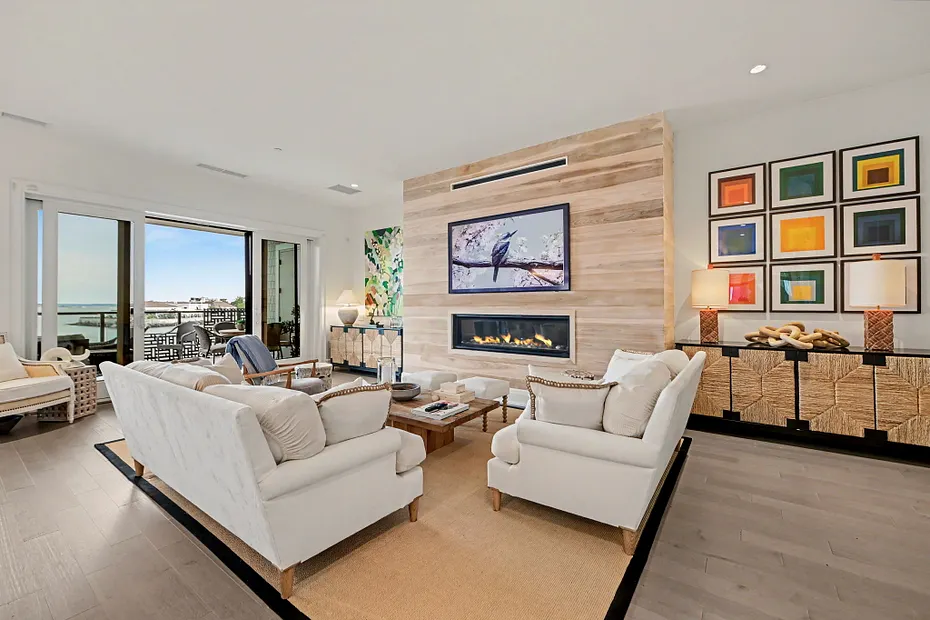 740 Davenport Avenue  #1 Photo 3