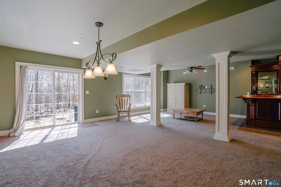 380 Southbury Road Photo 24