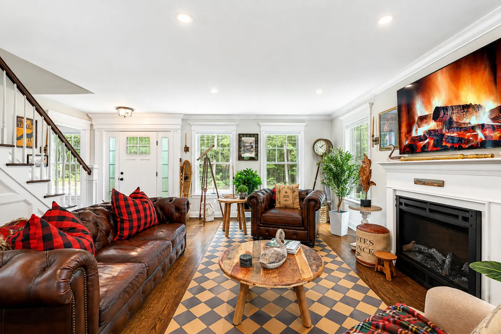 151 Alger Road Photo 6
