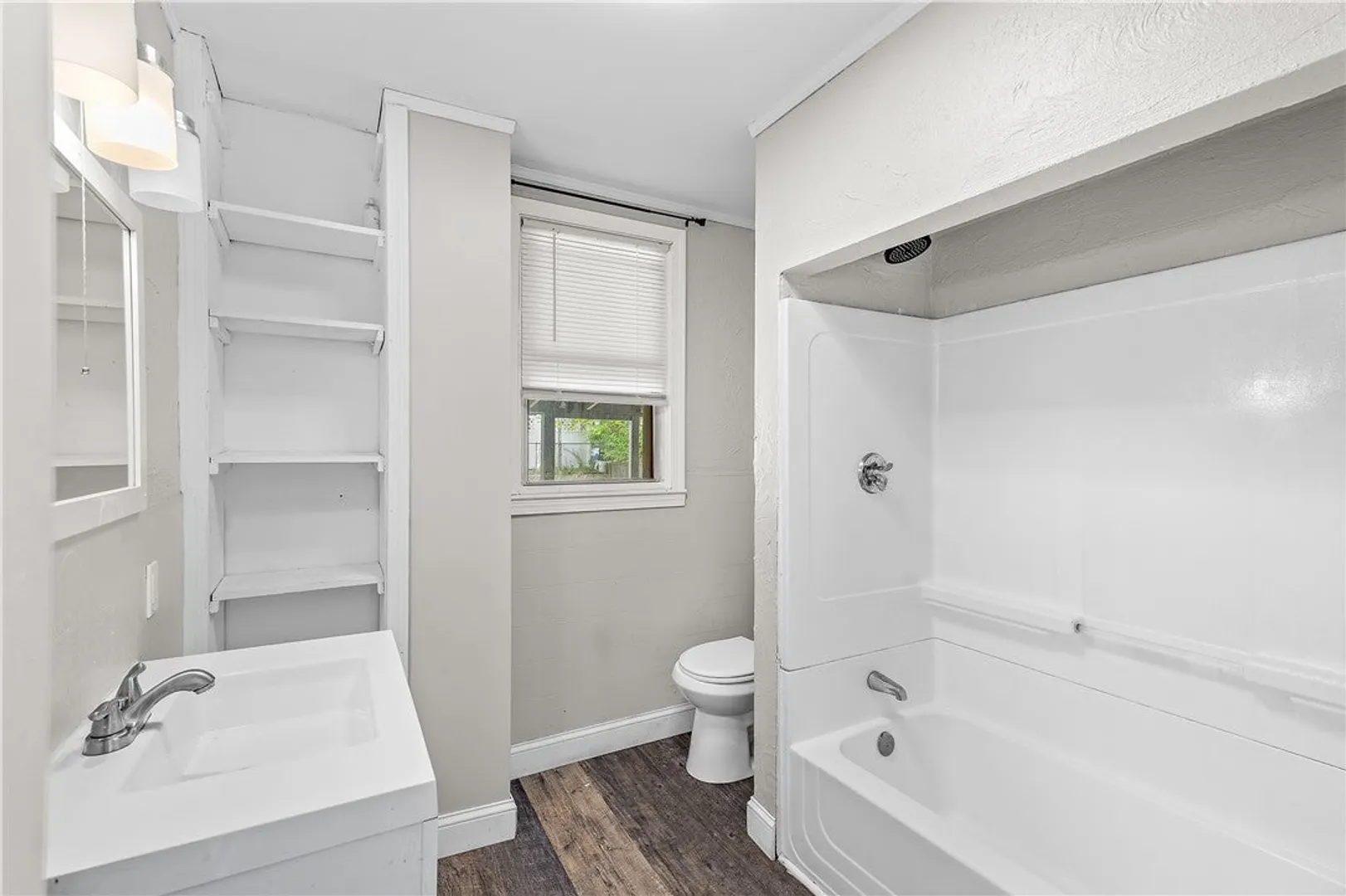 117 Chestnut Hill Avenue Photo 10