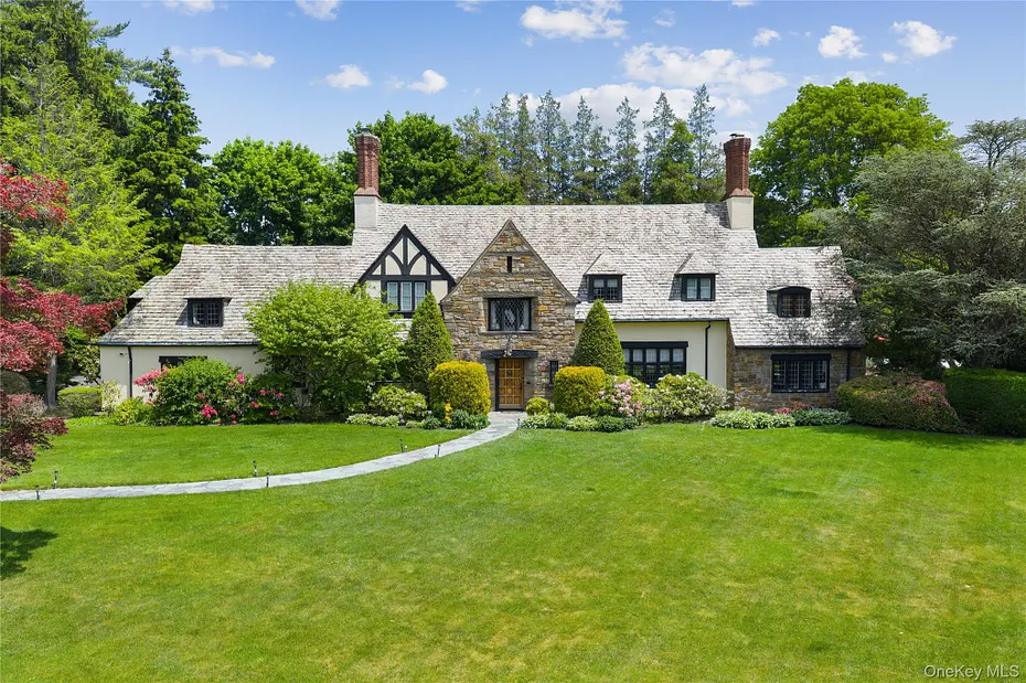 34 Hevelyne Road Photo 2