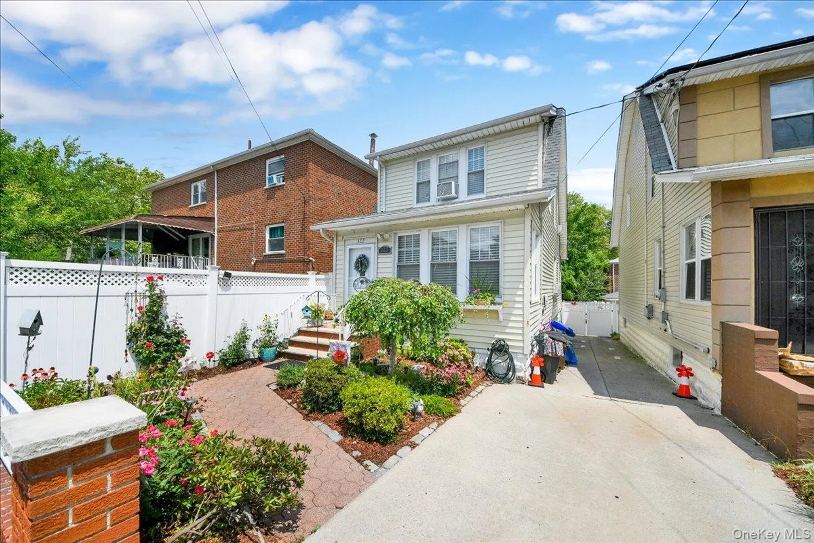 322 Logan Avenue Photo 2