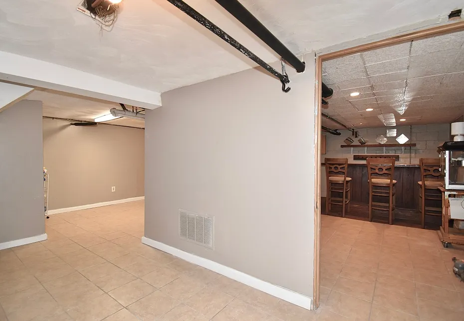 1245 Bay St Photo 21