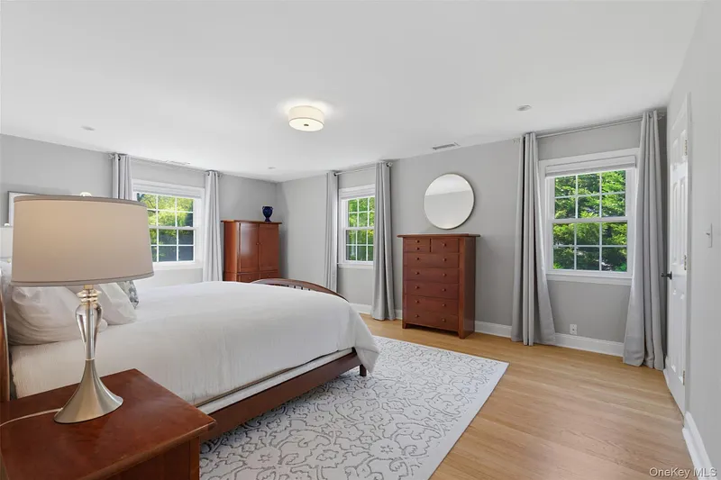 136 Devonshire Road Photo 15