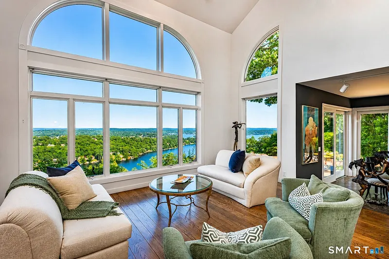 15 Alpine Drive Photo 4