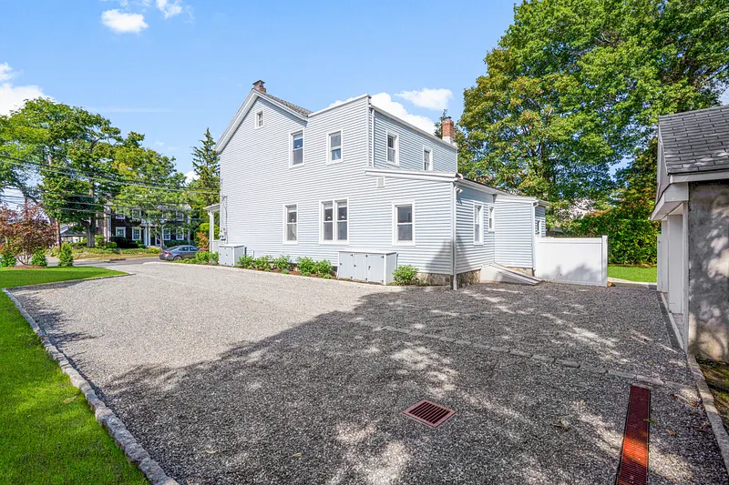 521 Jefferson Avenue  #1 Photo 23