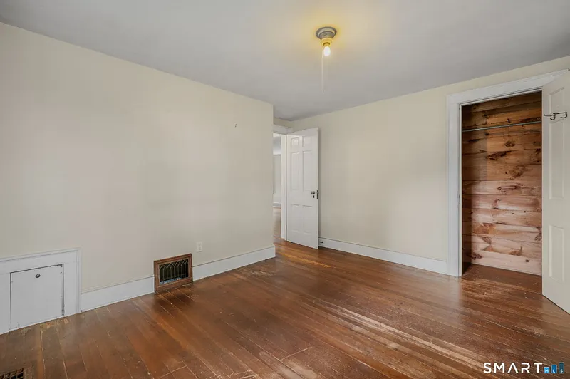 155 Hamburg Road Photo 25