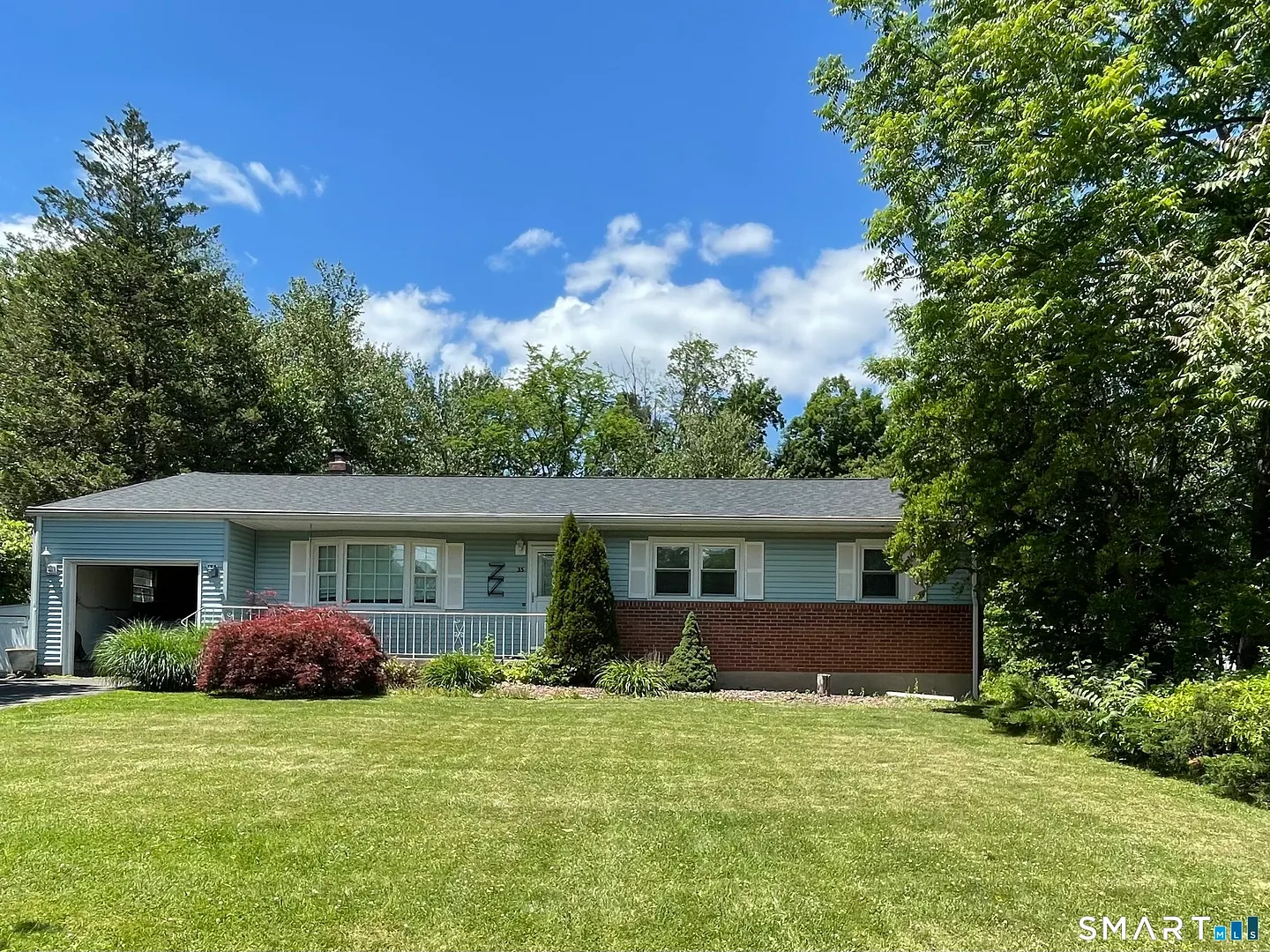 35 Woodmont Road Photo 1