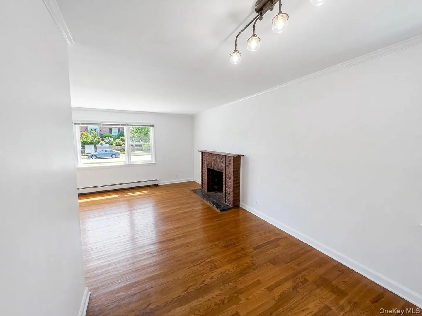 177 Longvue Terrace Photo 4