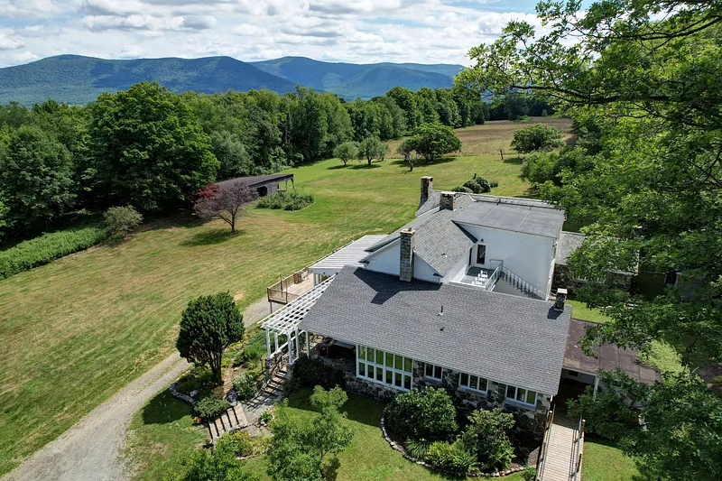 600 Bee Hill Rd Photo 40