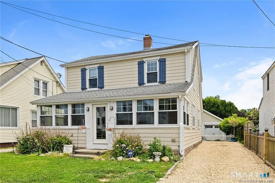 36 White Sands Beach Road Photo 2