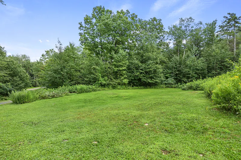 229 Hamilton Rd Photo 13