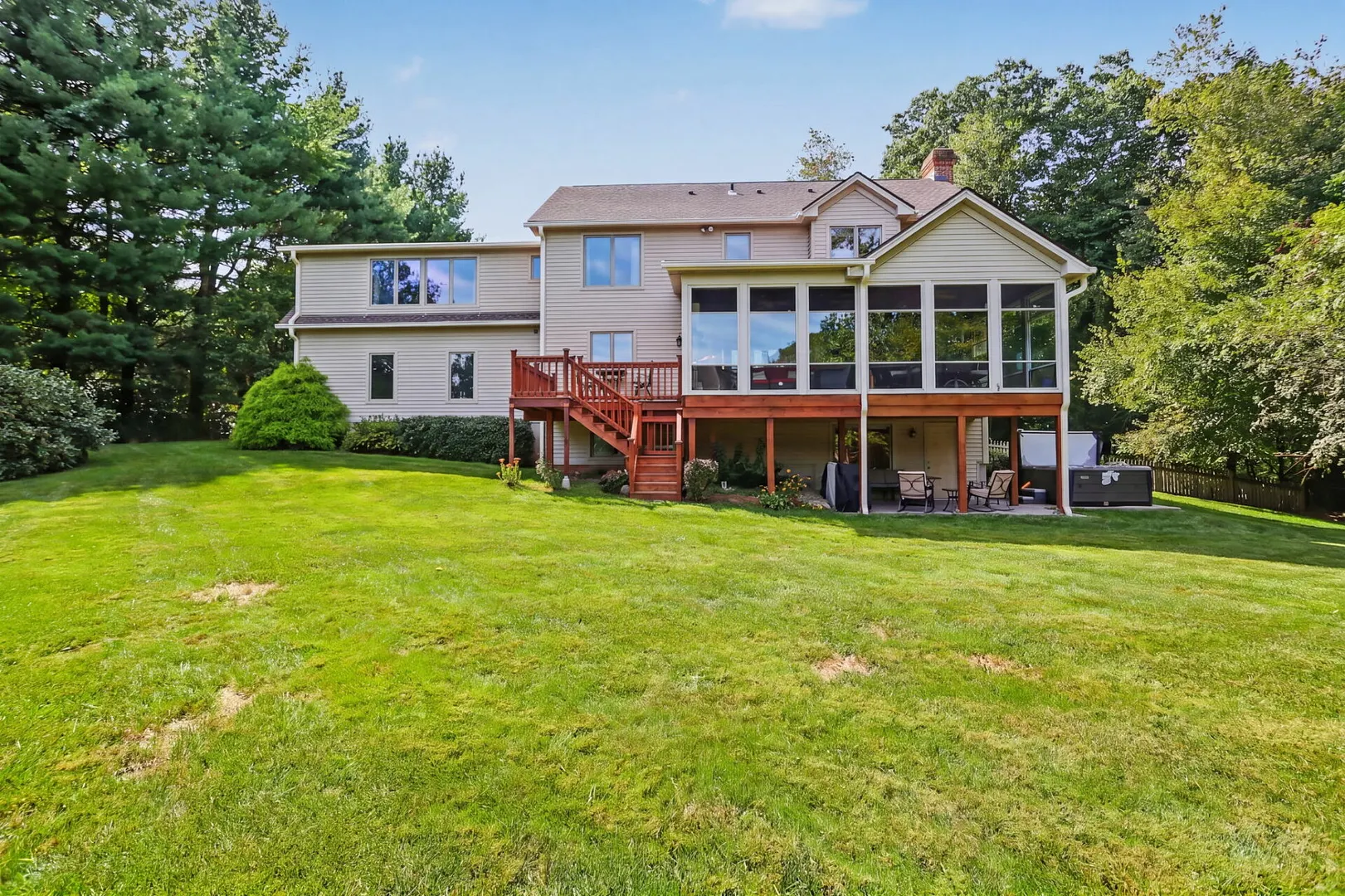 94 Tomlinson Road Photo 35