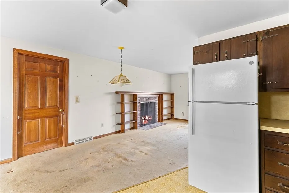 15 Hillside Dr Photo 9