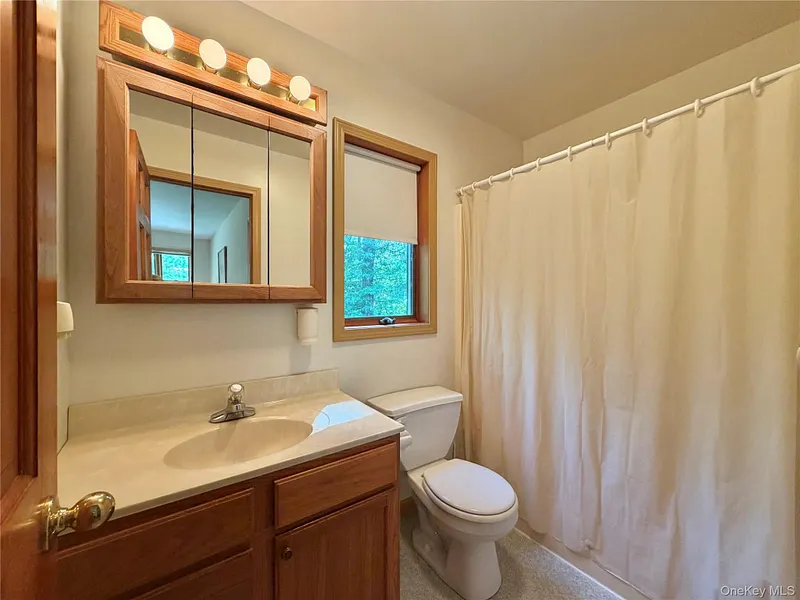 468 Decker Road Photo 13