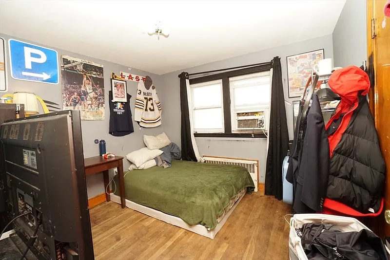 46 Cedrus Ave Photo 15