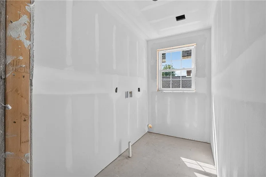 141 Ocean Street Photo 17