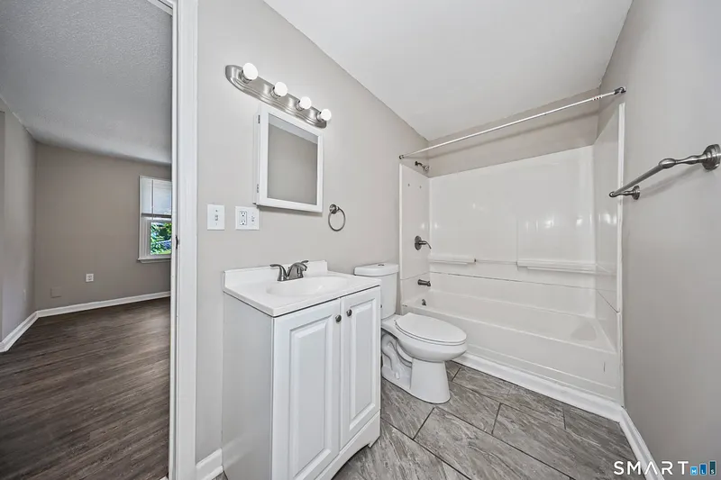 19 Hawkins Street #1 Photo 10