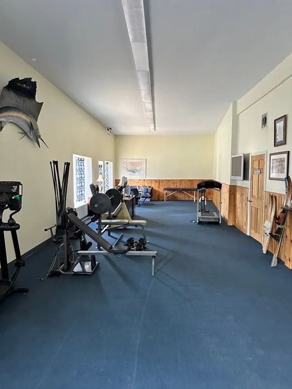 883 Alden Street Photo 1