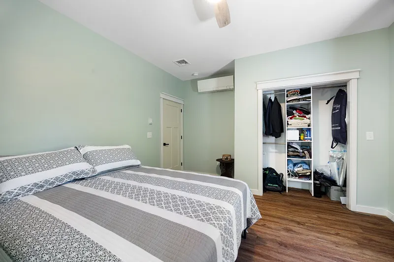 115 Webster Road Photo 32
