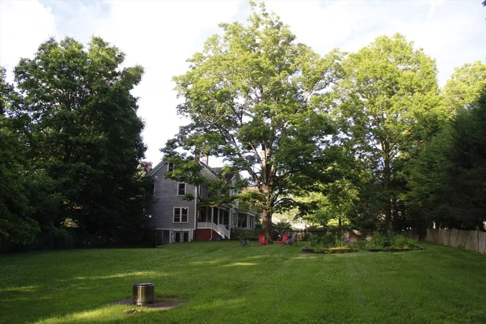 254 Lincoln Photo 34