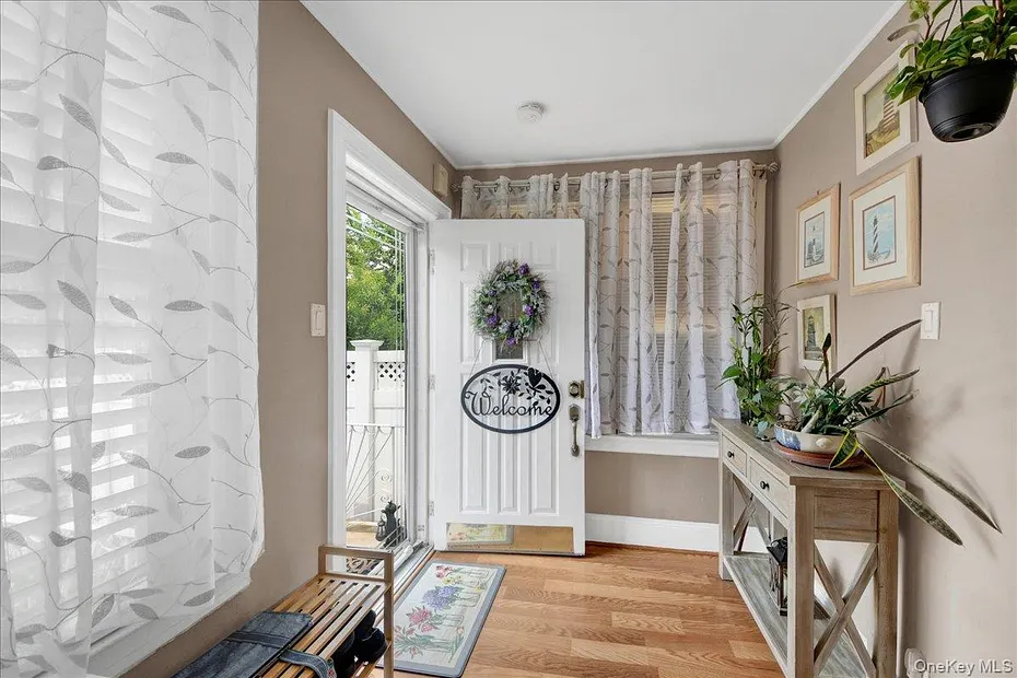 322 Logan Avenue Photo 3