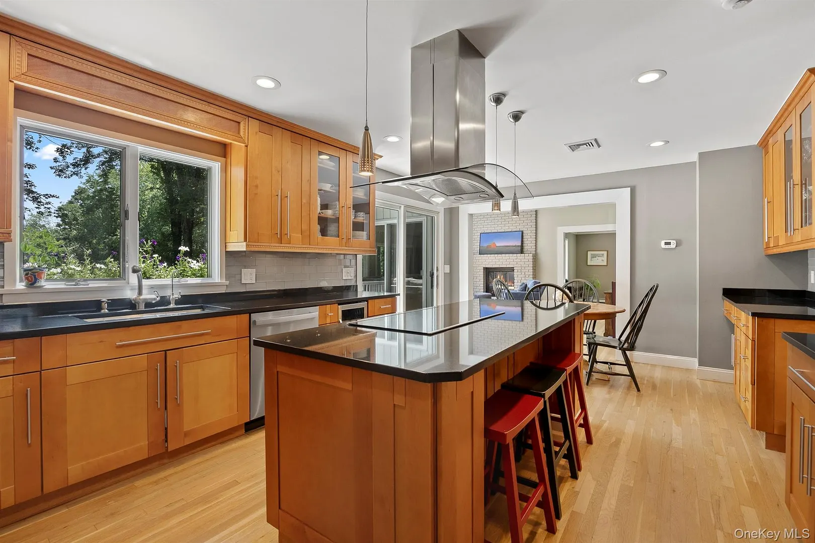 12 Hilltop Road Photo 15