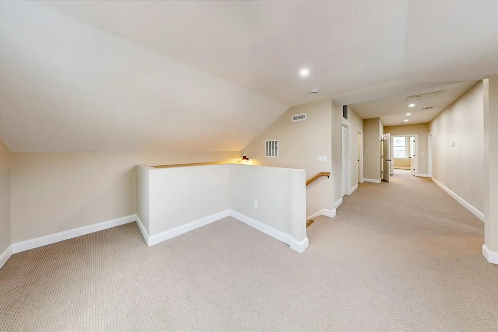 36 Orient Ave  #2 Photo 32