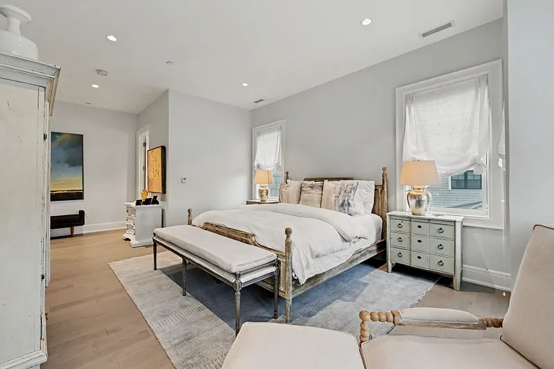 740 Davenport Avenue  #1 Photo 23