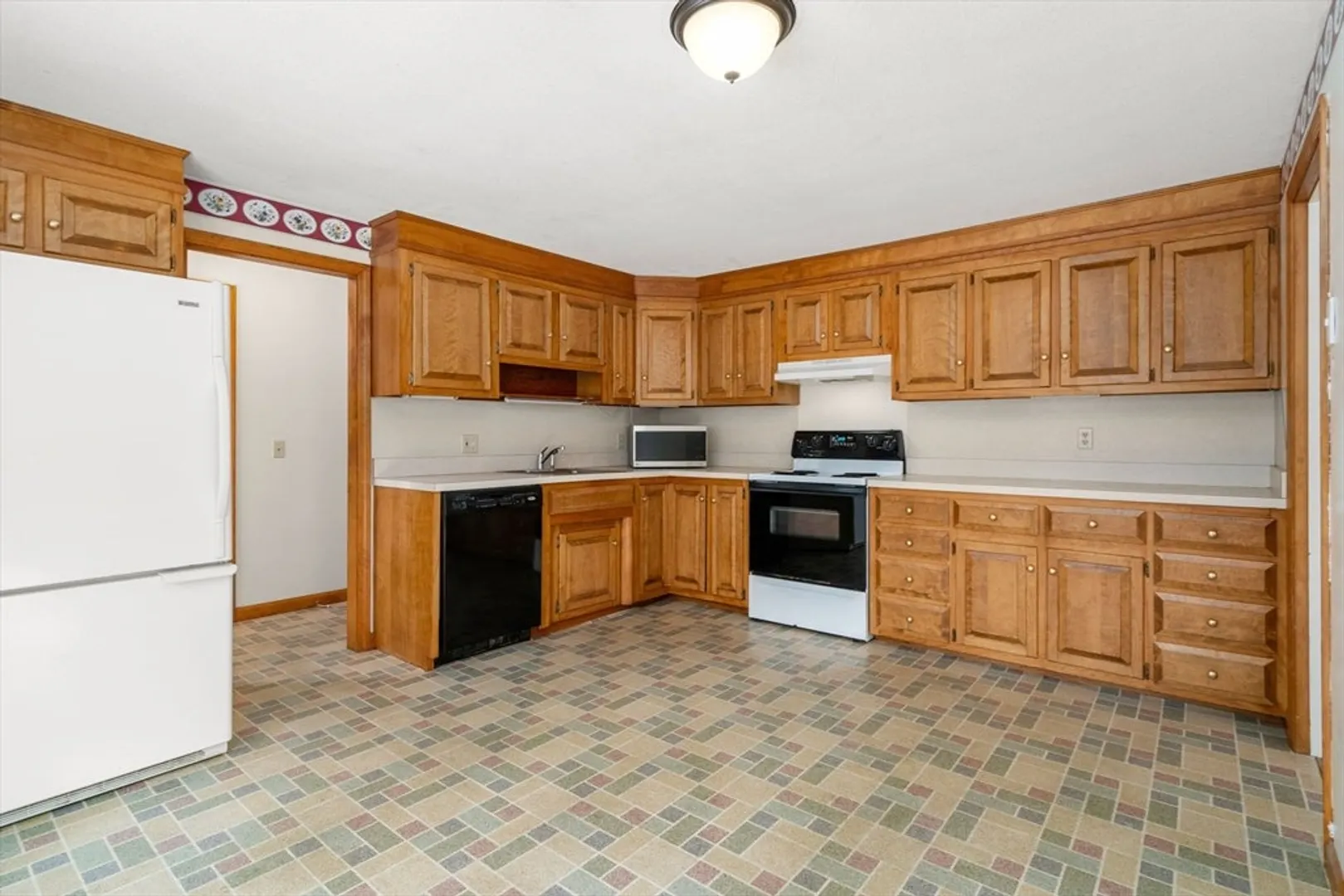 33 Brunnell Dr Photo 12