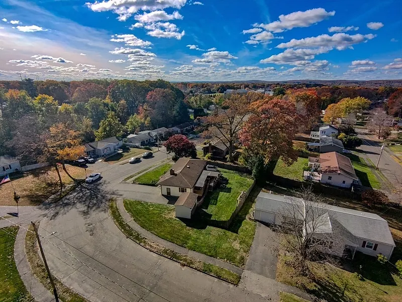 68 Parenteau Dr Photo 35